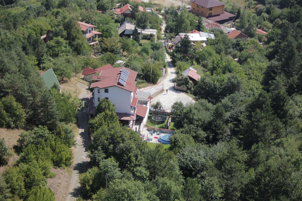 Family Hotel Diana Lyaskovo  Exterior foto
